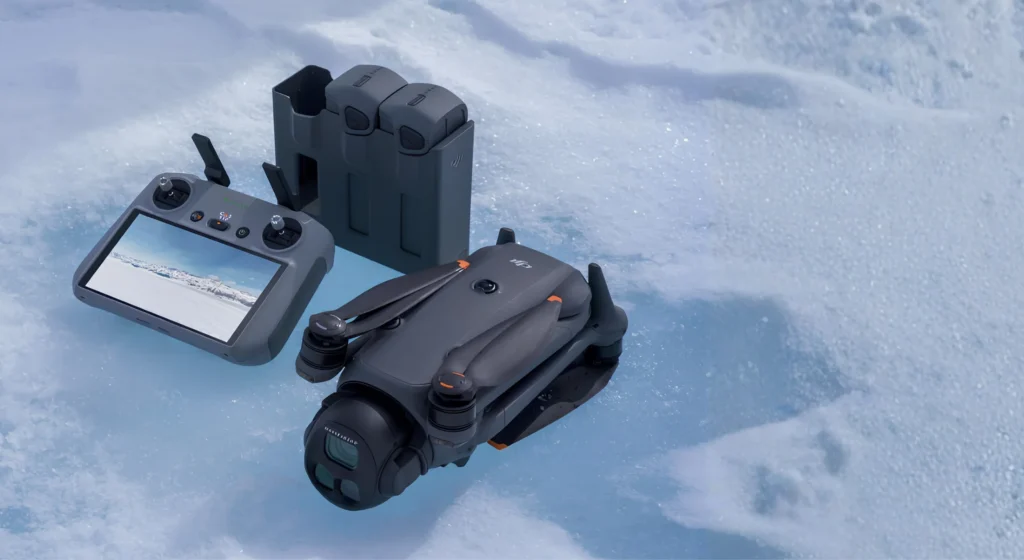 DJI Mavic 4 Pro Fly More Combo s DJI RC 2 kontrolerom i tri baterije